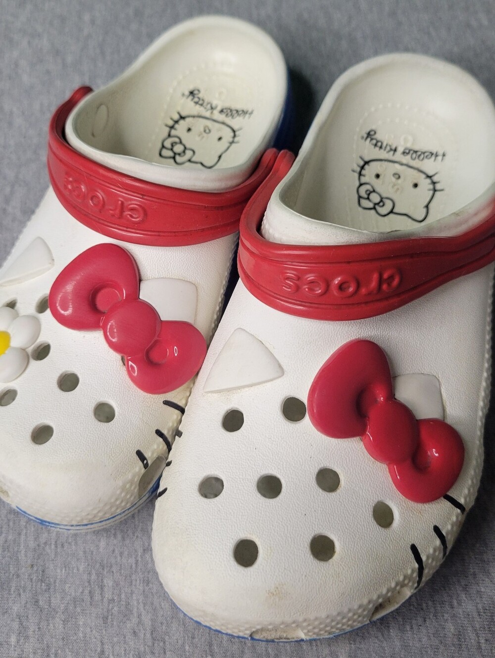 Hello Kitty White & Red Kids Clog Crocs Shoes Sz 13 Girls Bow X I Am Slip On HK